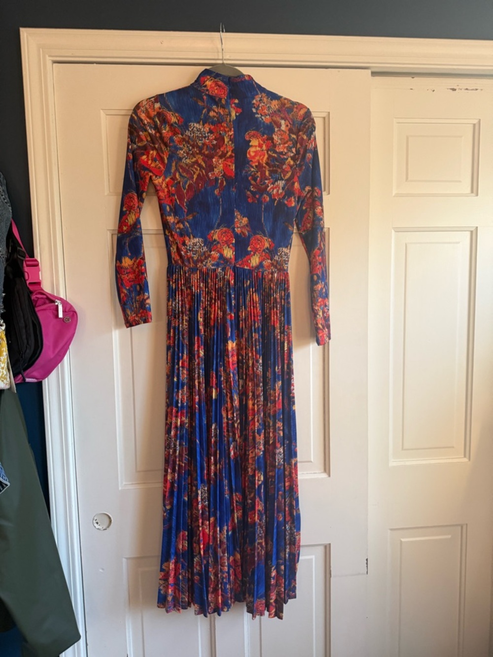 HUNTER BELL - Sabine Floral Pleated Midi Dress -watercolor Bouquet size XS, NWT - Picture 8 of 12